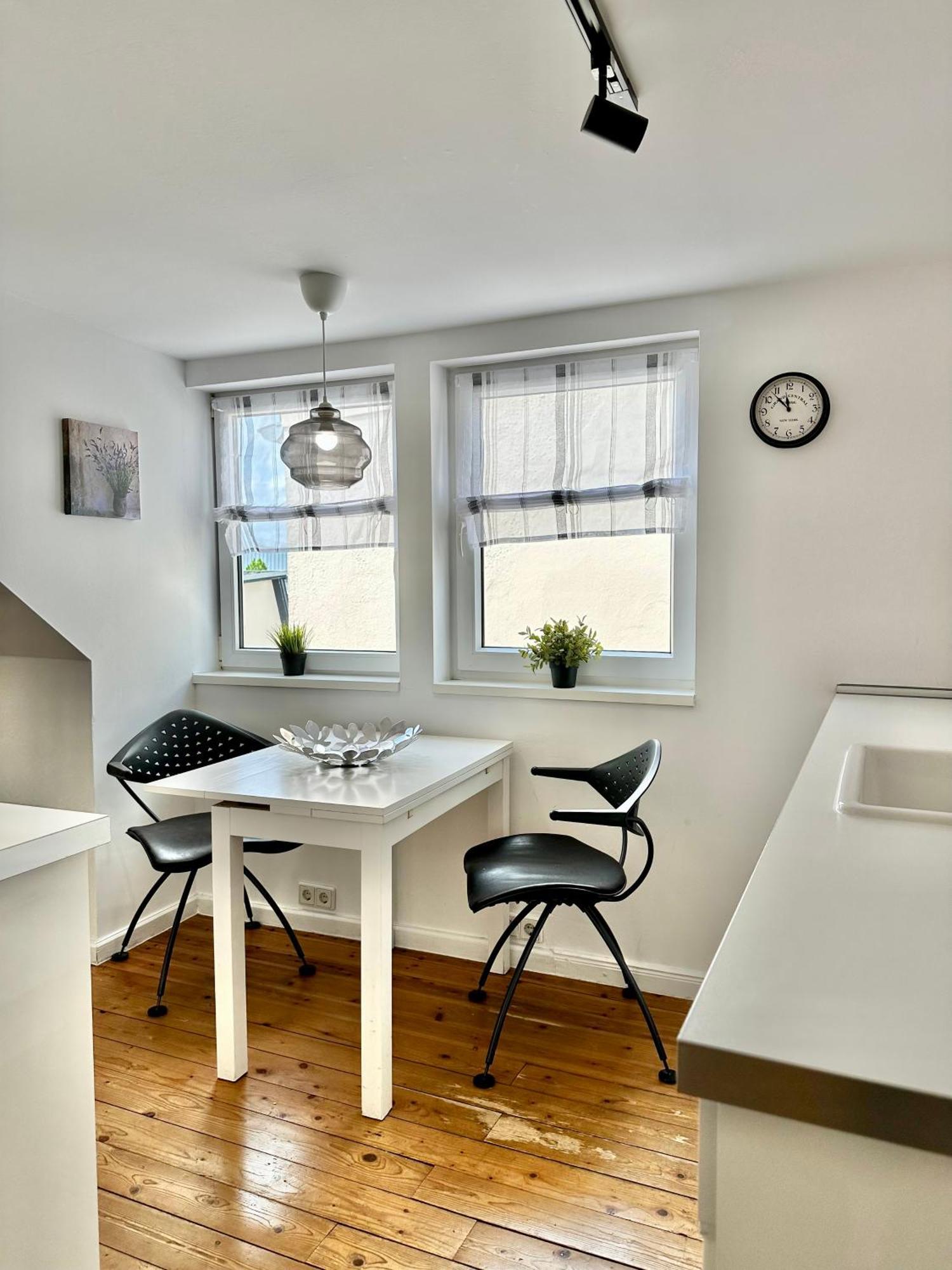 Schoenes City-Apartment Mit 2 Schlafzimmer, Parkplatz, Ruhig Und Hell, D46-Dg Olsztyn Bagian luar foto