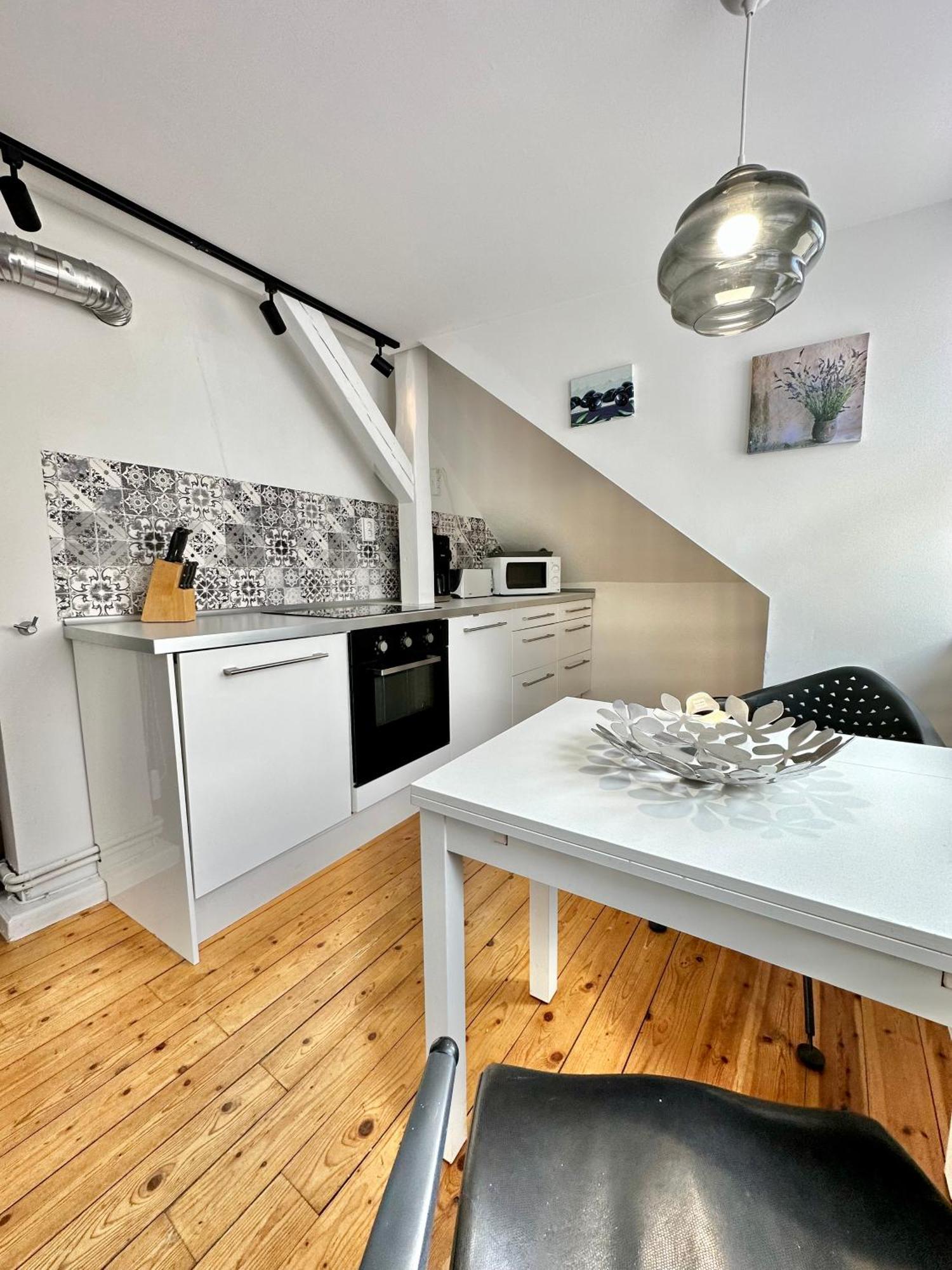 Schoenes City-Apartment Mit 2 Schlafzimmer, Parkplatz, Ruhig Und Hell, D46-Dg Olsztyn Bagian luar foto
