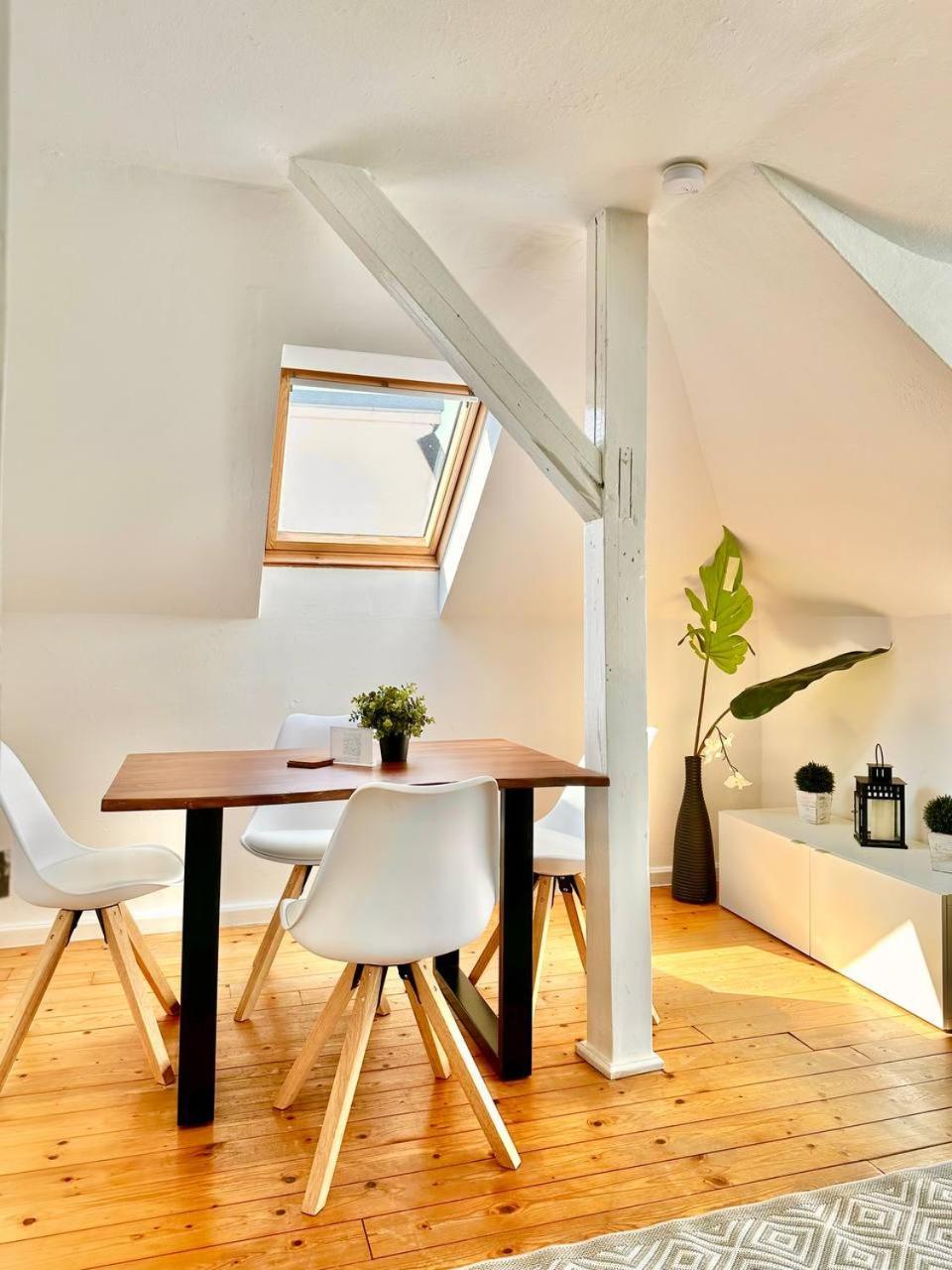 Schoenes City-Apartment Mit 2 Schlafzimmer, Parkplatz, Ruhig Und Hell, D46-Dg Olsztyn Bagian luar foto